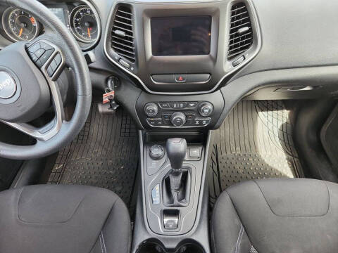 2019 Jeep Cherokee Latitude