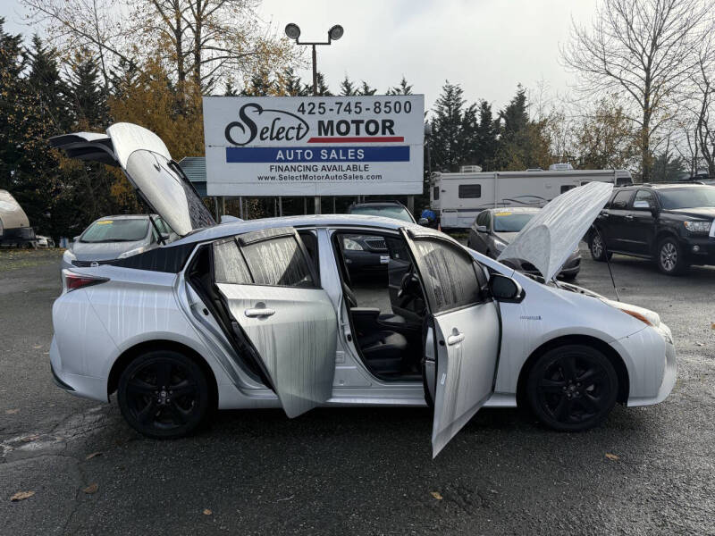 2016 Toyota Prius Three Touring