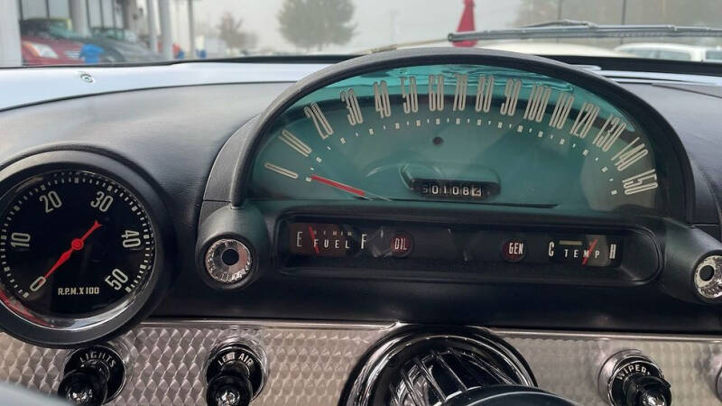 1956 Ford Thunderbird