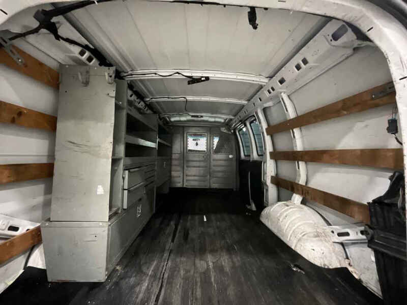 2016 GMC Savana 2500