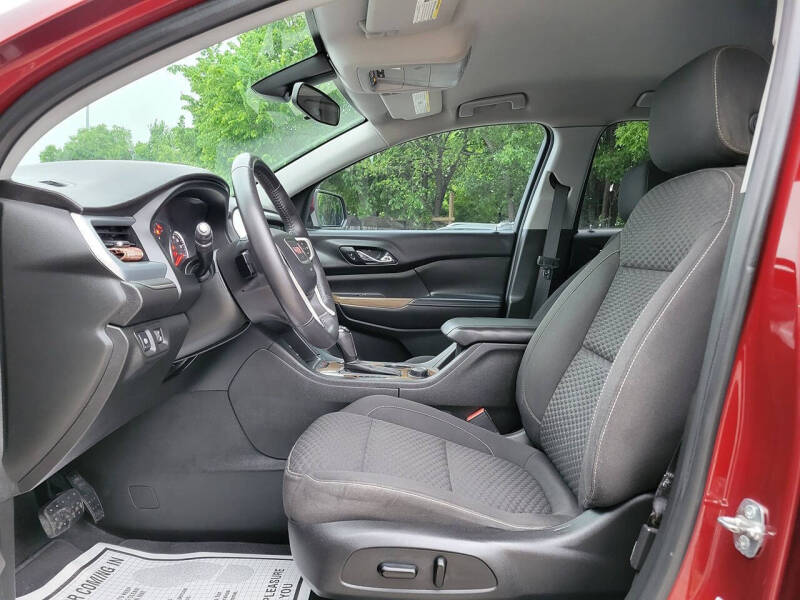 2017 GMC Acadia SLE-2