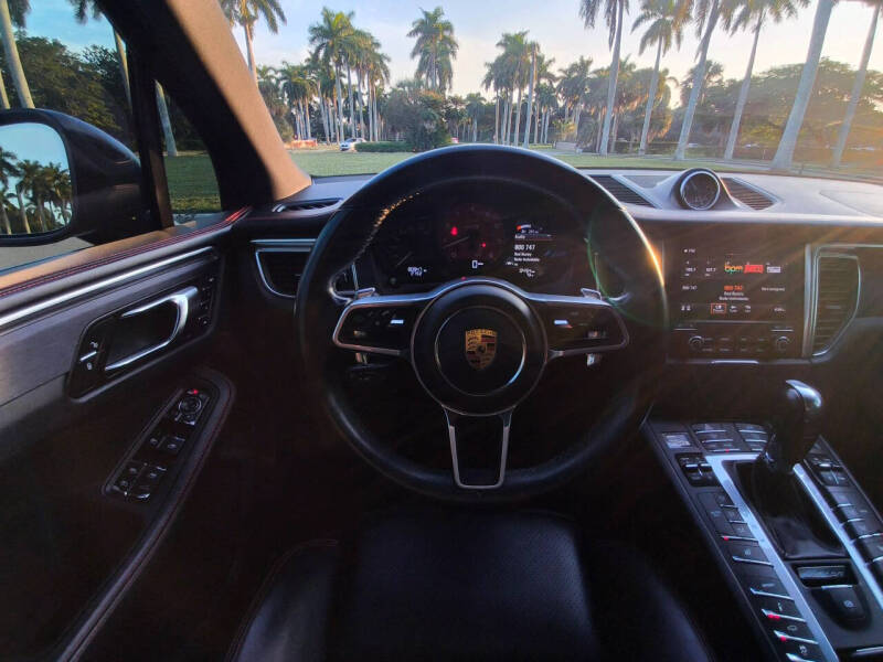 2018 Porsche Macan GTS