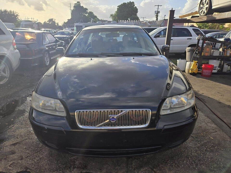 2005 Volvo V70 for sale at 911 Auto, LLC. in Hollywood, FL