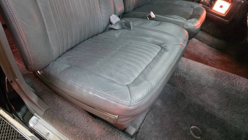 1990 Cadillac Brougham