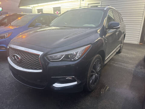 2018 Infiniti QX60 for sale at Craven Cars in Louisville KY