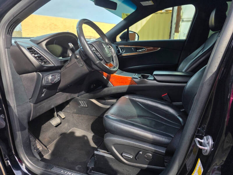 2019 Lincoln Nautilus Reserve