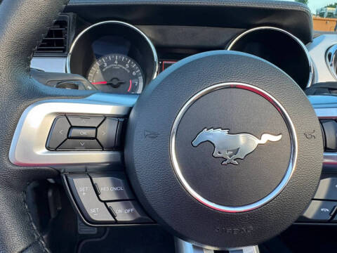 2017 Ford Mustang EcoBoost Premium