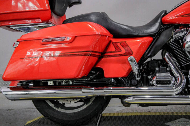 2017 Harley-Davidson Street Glide Special