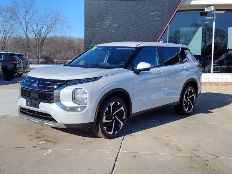 2023 Mitsubishi Outlander for sale at Lasco of Grand Blanc in Grand Blanc MI