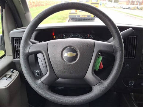 2024 Chevrolet Express LT 3500