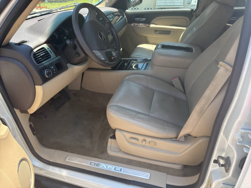 2011 GMC Yukon Denali