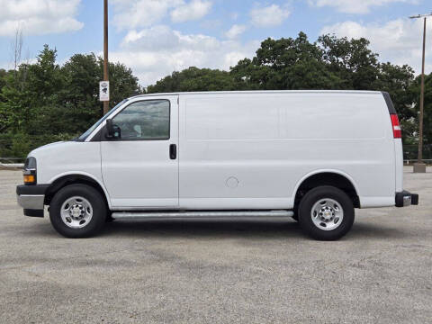 2024 Chevrolet Express 2500