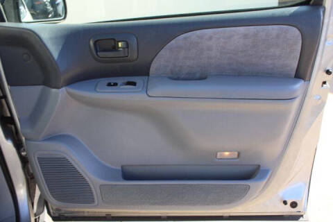 2002 Toyota Sienna LE