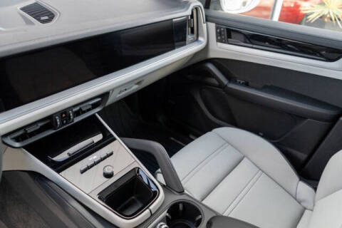 2024 Porsche Cayenne