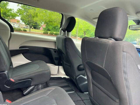 2017 Chrysler Pacifica Touring
