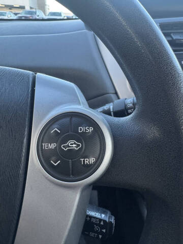 2012 Toyota Prius v Five