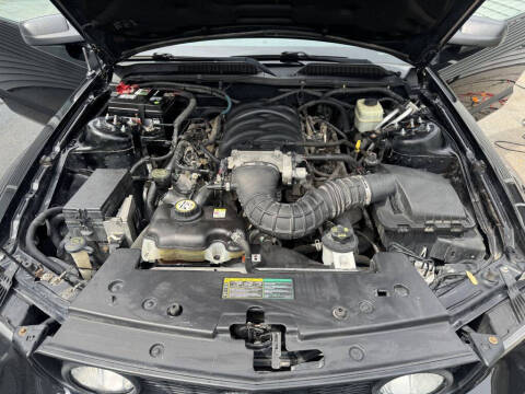 2006 Ford Mustang GT Deluxe