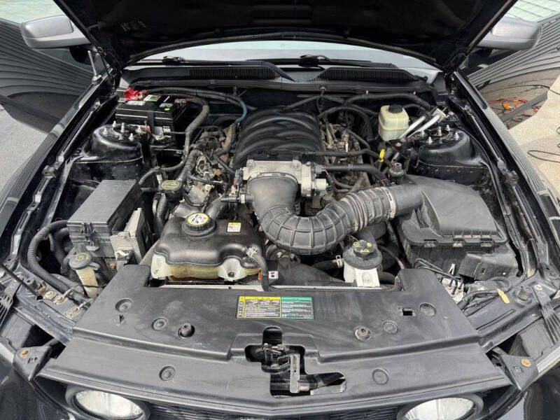 2006 Ford Mustang GT Deluxe