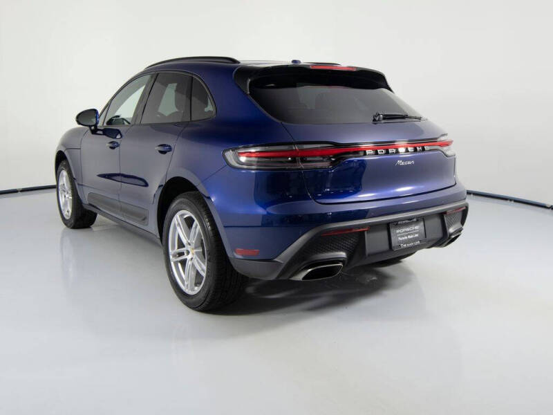 2025 Porsche Macan