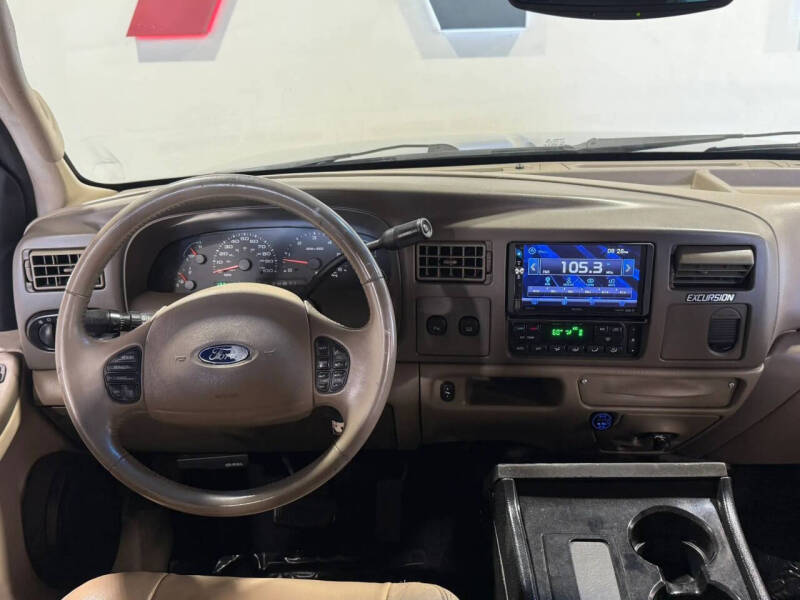 2004 Ford Excursion Limited