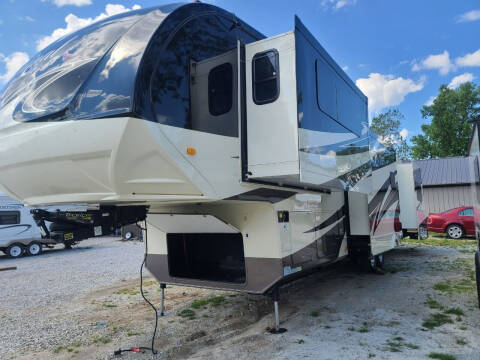 2014 Forest River Cardinal for sale at Kentuckiana RV Wholesalers in Charlestown IN
