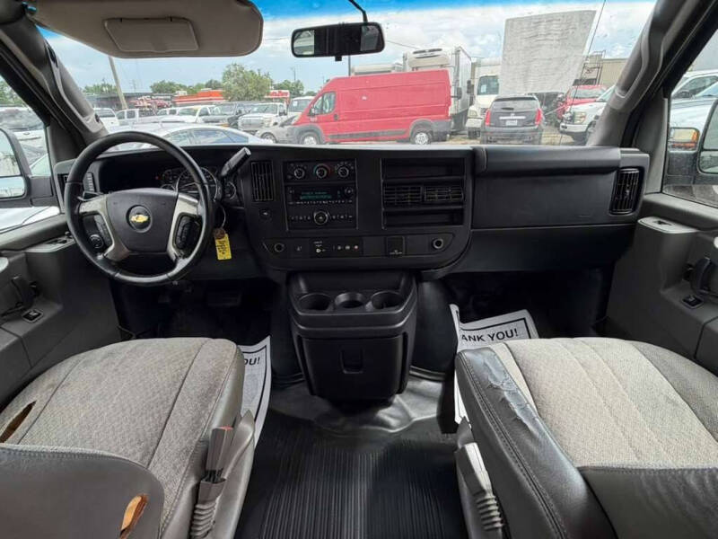 2018 Chevrolet Express LS 3500