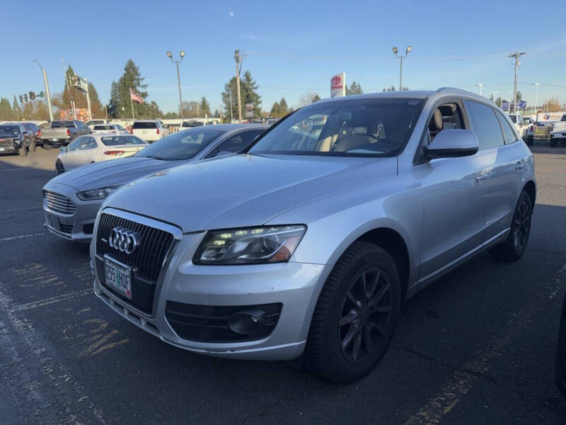 2010 Audi Q5 Premium's photo