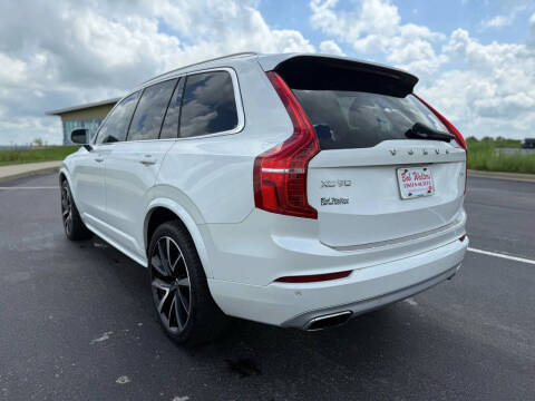 2020 Volvo XC90 T6 Momentum 6-Passenger