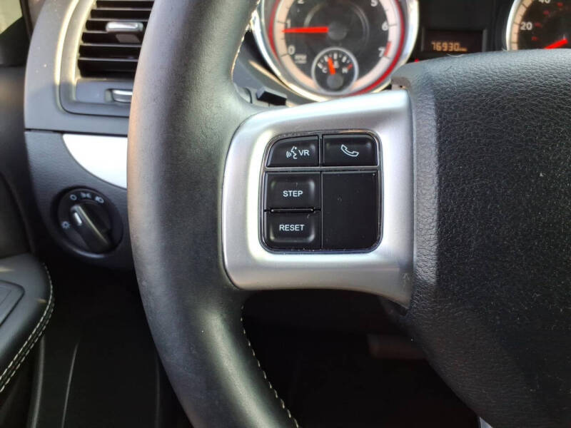 2015 Dodge Grand Caravan SE