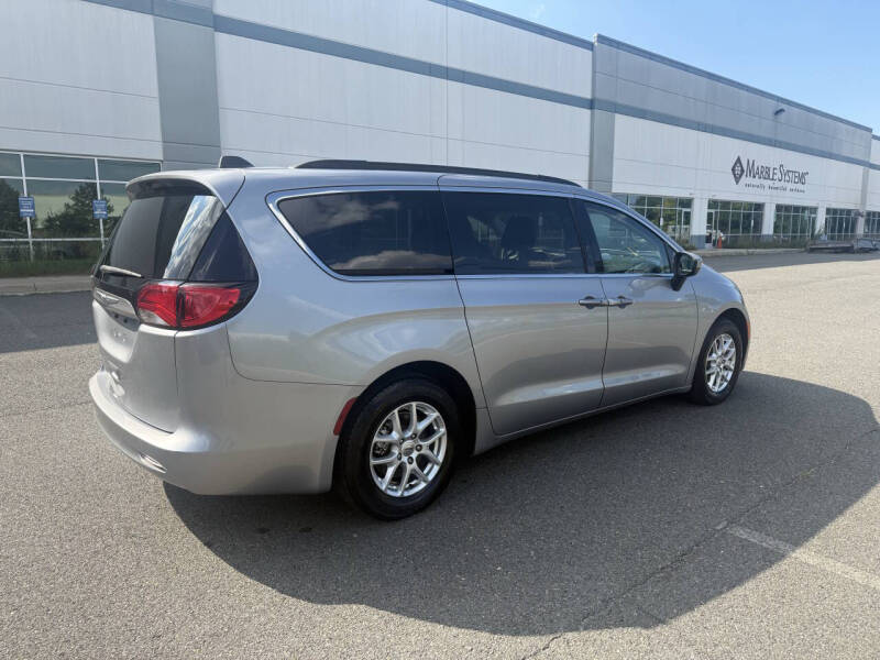 2021 Chrysler Voyager LXi