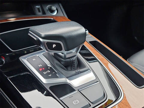 2022 Audi Q5 quattro S line Premium 45 TFSI