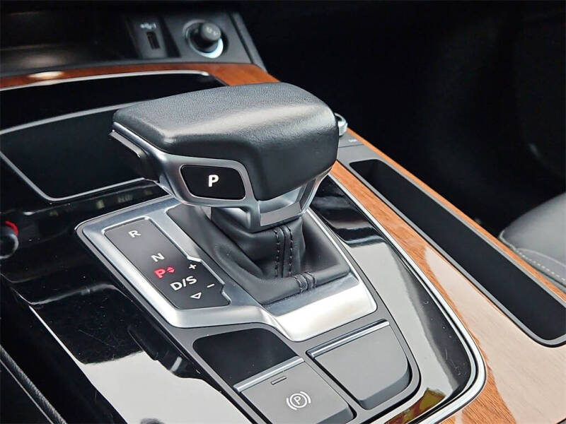 2022 Audi Q5 quattro S line Premium 45 TFSI