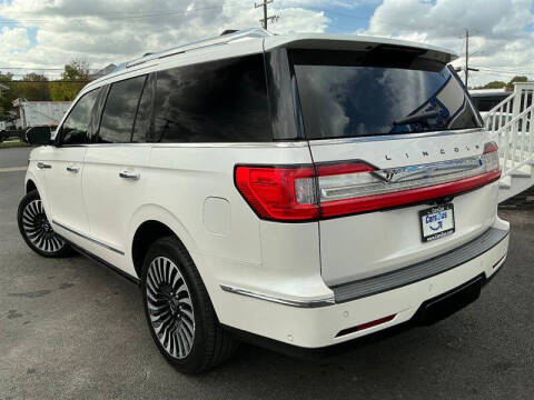 2018 Lincoln Navigator Black Label