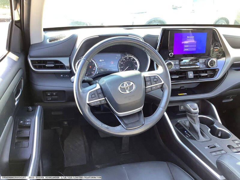 2023 Toyota Highlander XLE