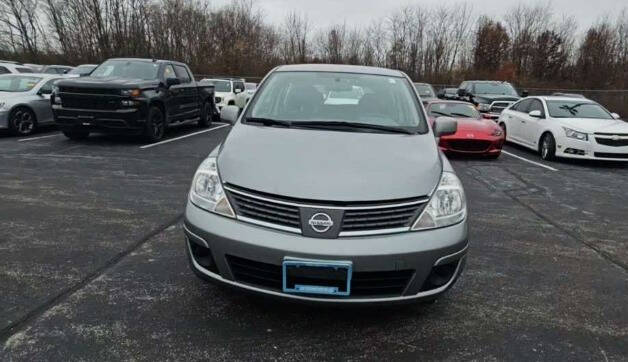 2009 Nissan Versa S photo 6