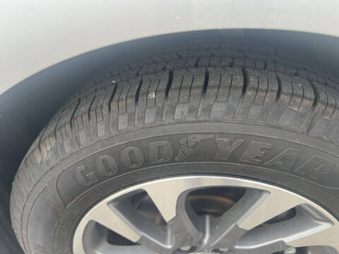 2021 Toyota Prius XLE