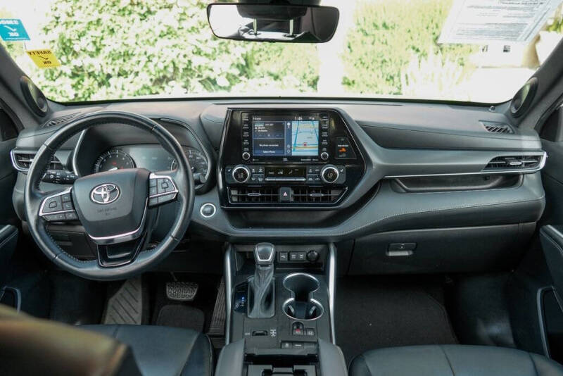 2021 Toyota Highlander XSE