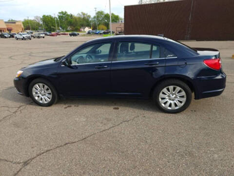 2013 Chrysler 200 LX
