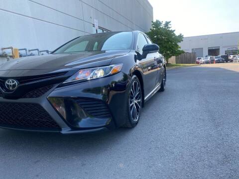 2019 Toyota Camry for sale at Super Bee Auto in Chantilly VA