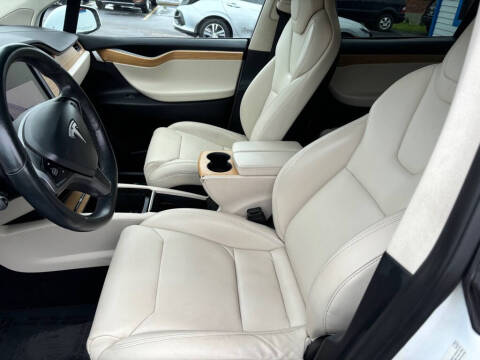 2018 Tesla Model X 75D