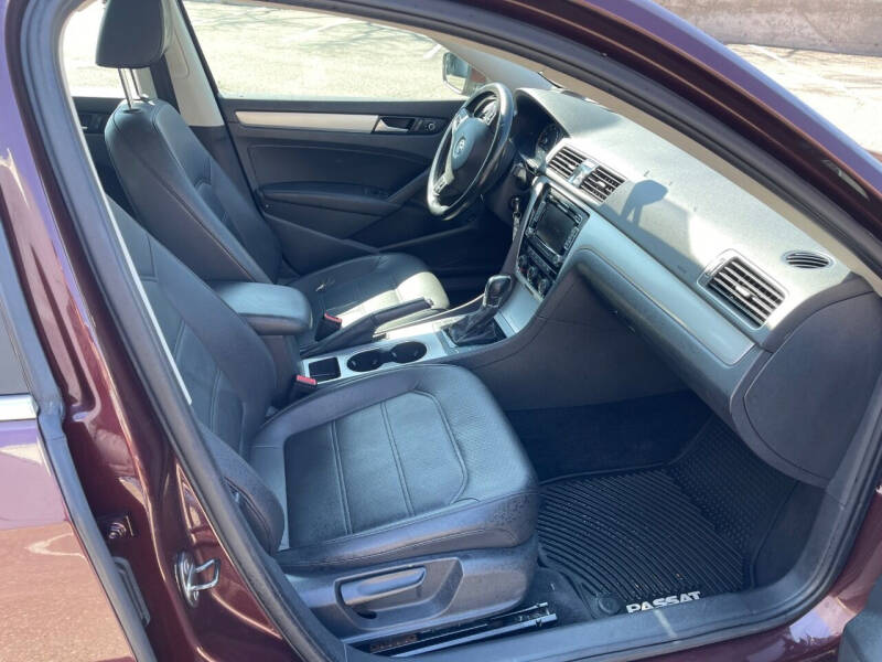 2013 Volkswagen Passat SE PZEV