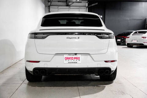 2020 Porsche Cayenne S Coupe