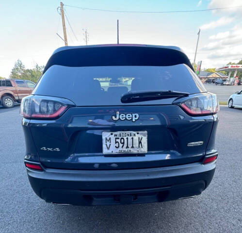 2019 Jeep Cherokee for sale at SIGNATURE AUTOS LLC in Weston, WI