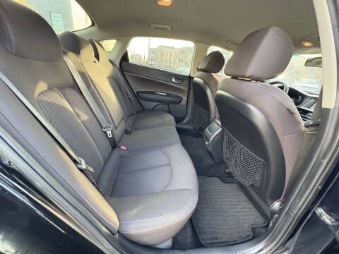 2019 Kia Optima LX