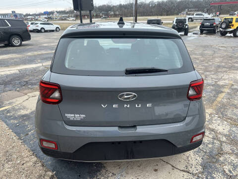 2020 Hyundai Venue SE