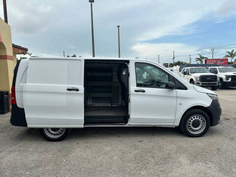 2018 Mercedes-Benz Metris