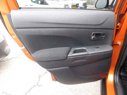 2020 Mitsubishi Outlander Sport ES