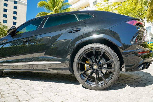 2022 Lamborghini Urus