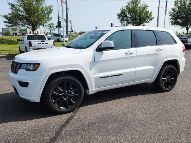 2021 Jeep Grand Cherokee for sale at Victoria Auto Sales in Victoria, MN