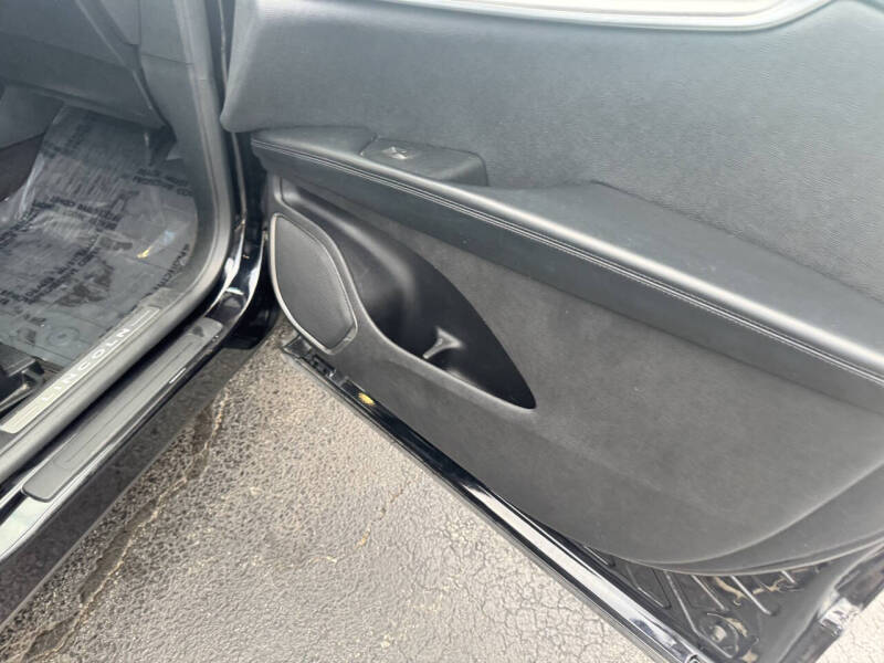 2020 Lincoln Nautilus Reserve